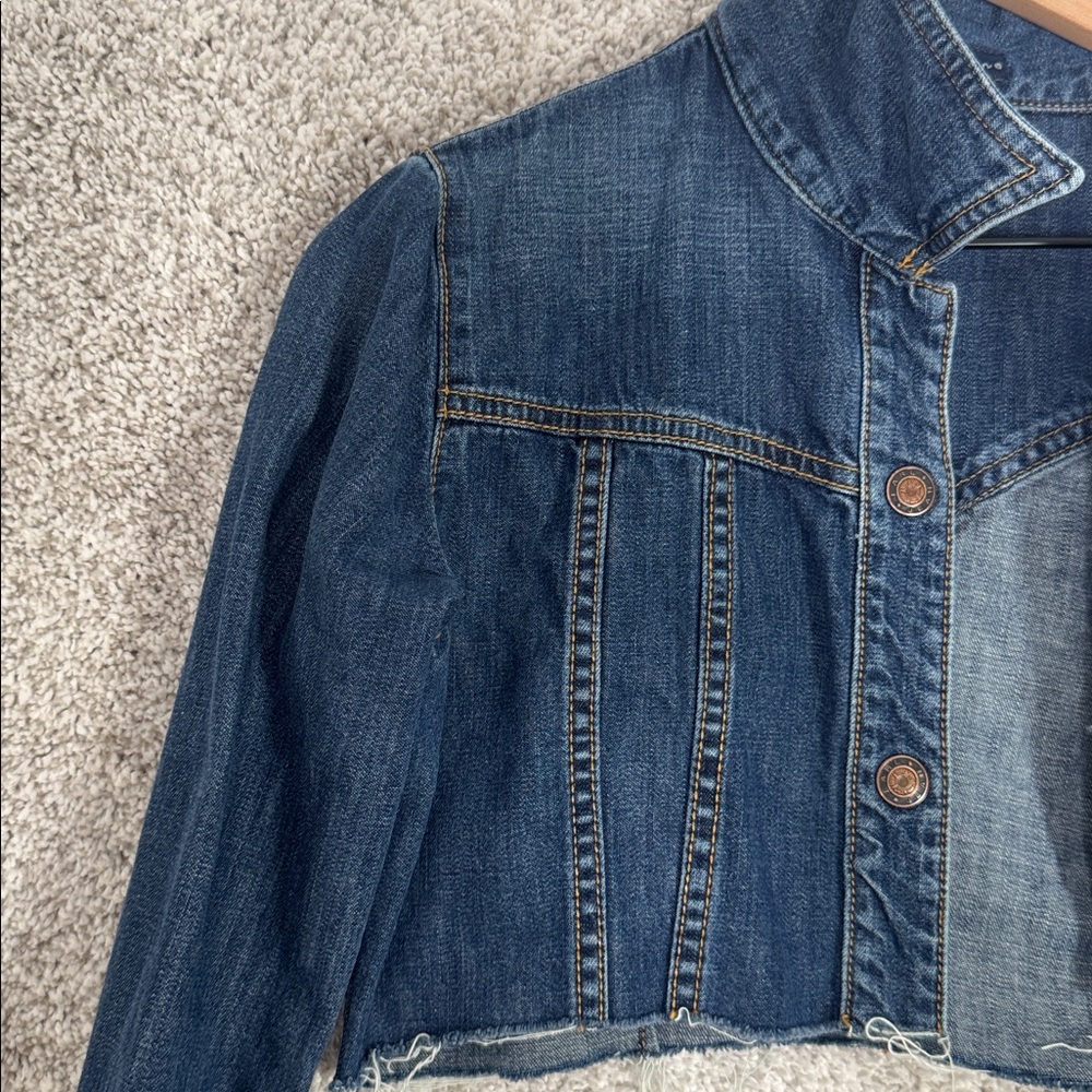 Earl Jean Cropped Lightweight Jean Jacket - Small - Picture 3 of 9